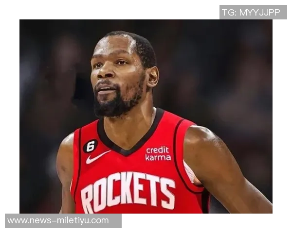 杜兰特新赛季表现抢眼场均30分6板助球队争胜